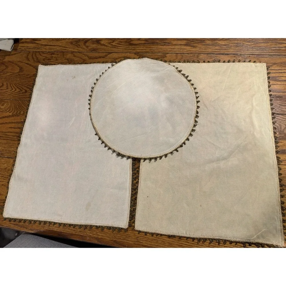 3 Vintage Floral Tapestry Lace Edged Doilies & Runners Floral Gram Antique